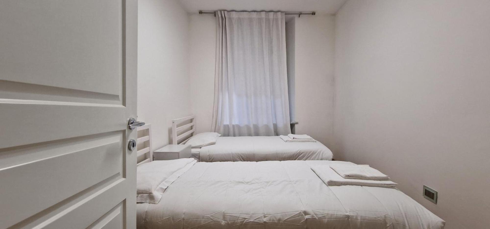 10' Piazza Erbe, Elegance In The Heart Of Verona