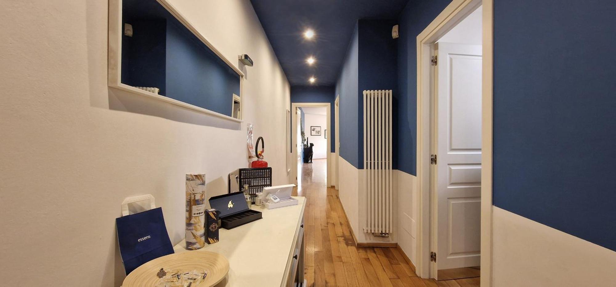 10' Piazza Erbe, Elegance In The Heart Of
